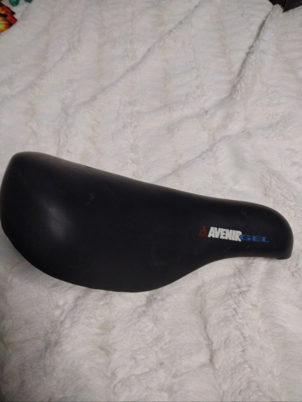 Avenir Gel Bicycle Saddle - Black